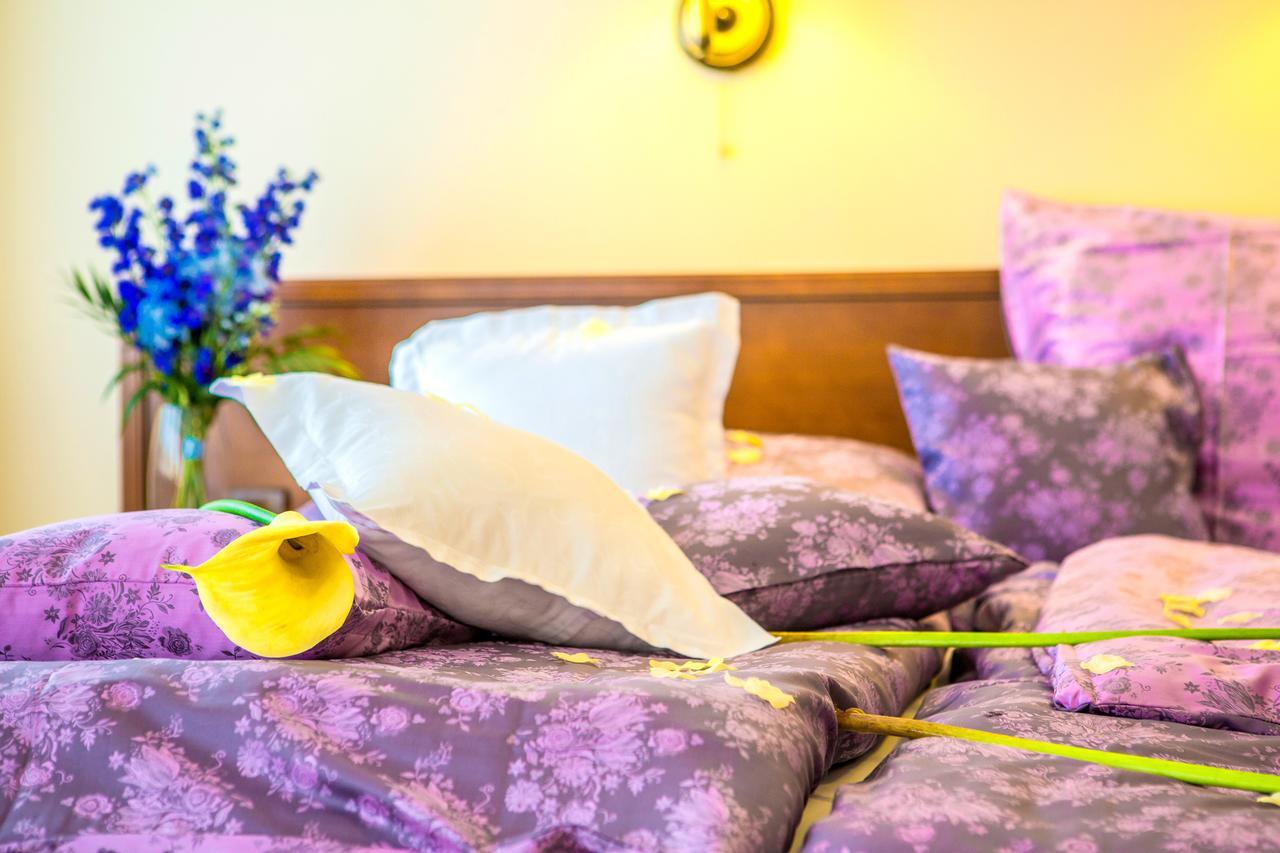 Hotel Manor House Broumov Esterno foto